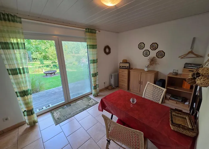 Gartenidyll Am Teich *